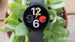 SAMSUNG Galaxy Watch 4